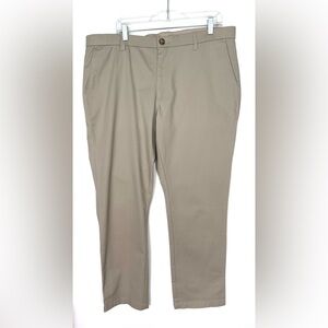 Denver Hayes Men's Khaki Chinos